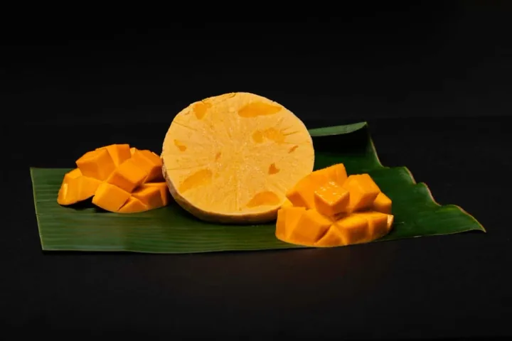 Mango king size kulfi