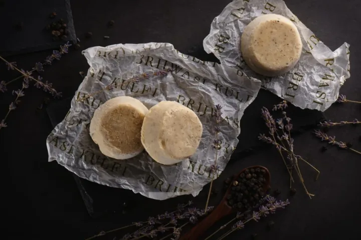 Lavender and Pepper Kshiir kulfi